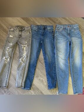 3 Pairs of American Eagle High Rise Skinny Jeans Sizes 0xs 0s 0s